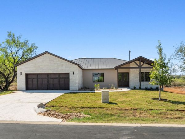 1399 Hi CIR S, Horseshoe Bay, TX 78657
