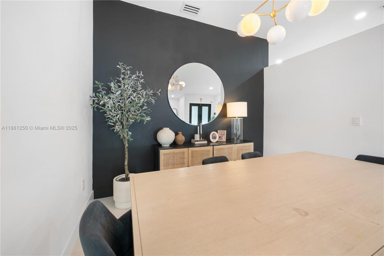 13470 SW 30th St, Miami, FL 33175 Photo