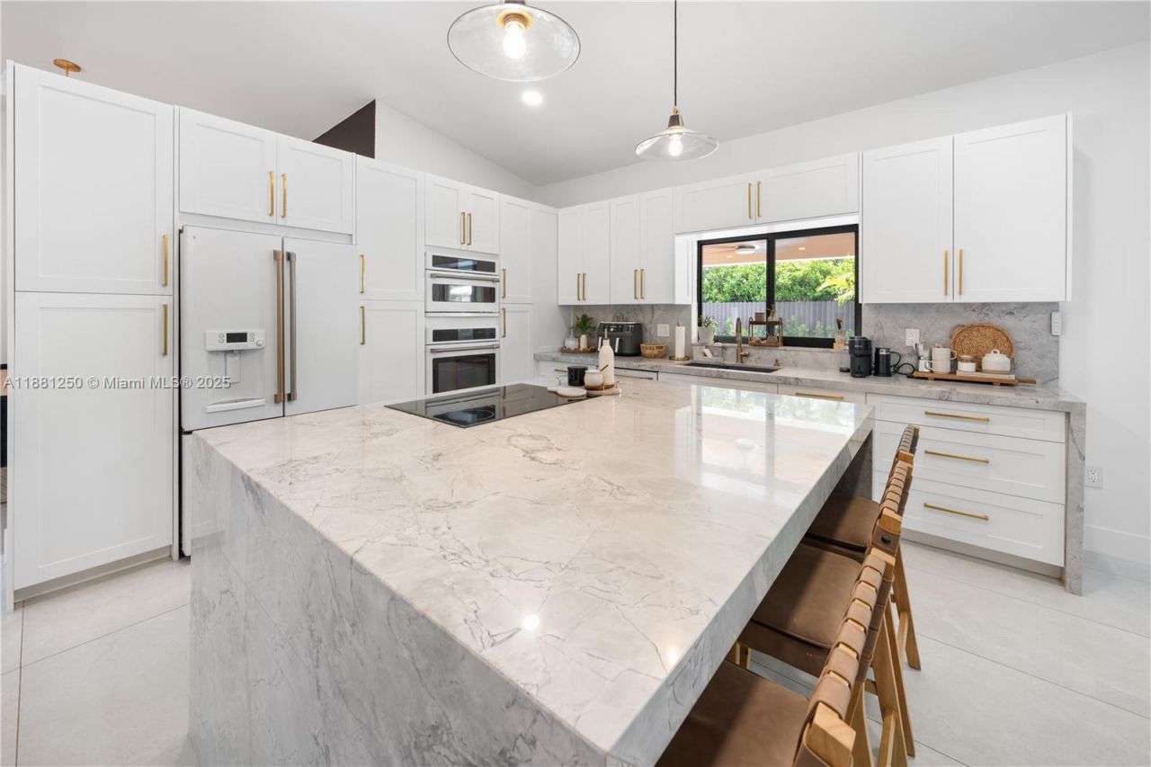 13470 SW 30th St, Miami, FL 33175 Photo