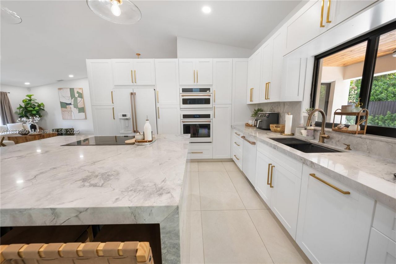 13470 SW 30th St, Miami, FL 33175 Photo