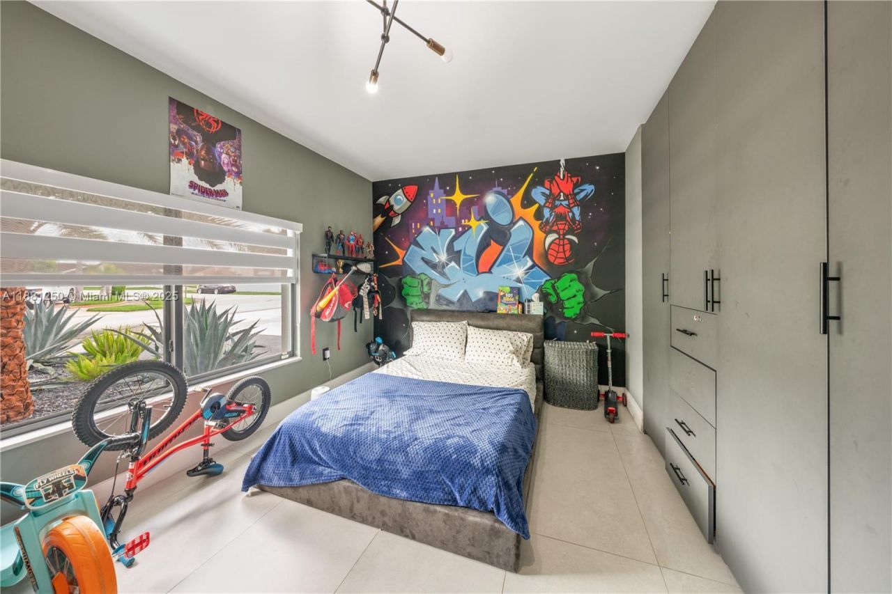 13470 SW 30th St, Miami, FL 33175 Photo