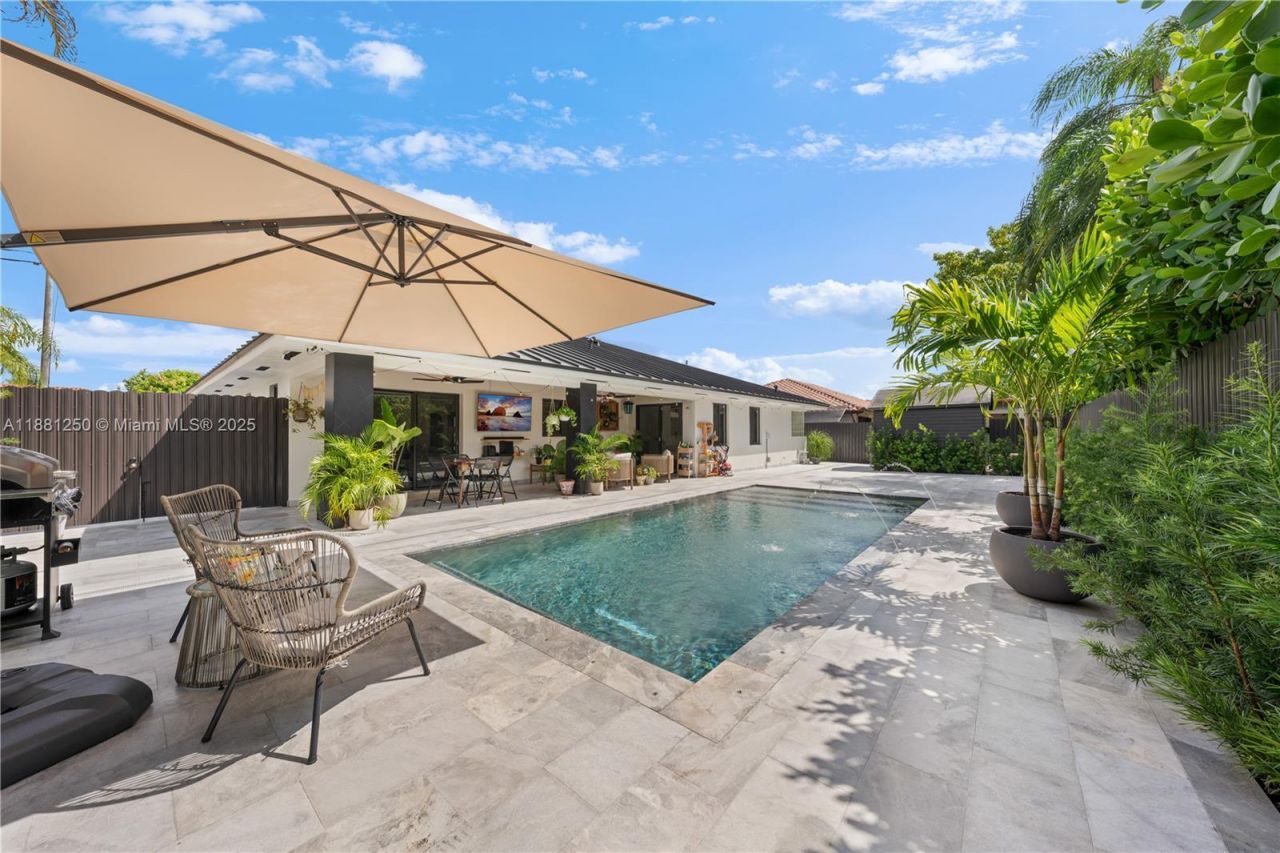 13470 SW 30th St, Miami, FL 33175 Photo