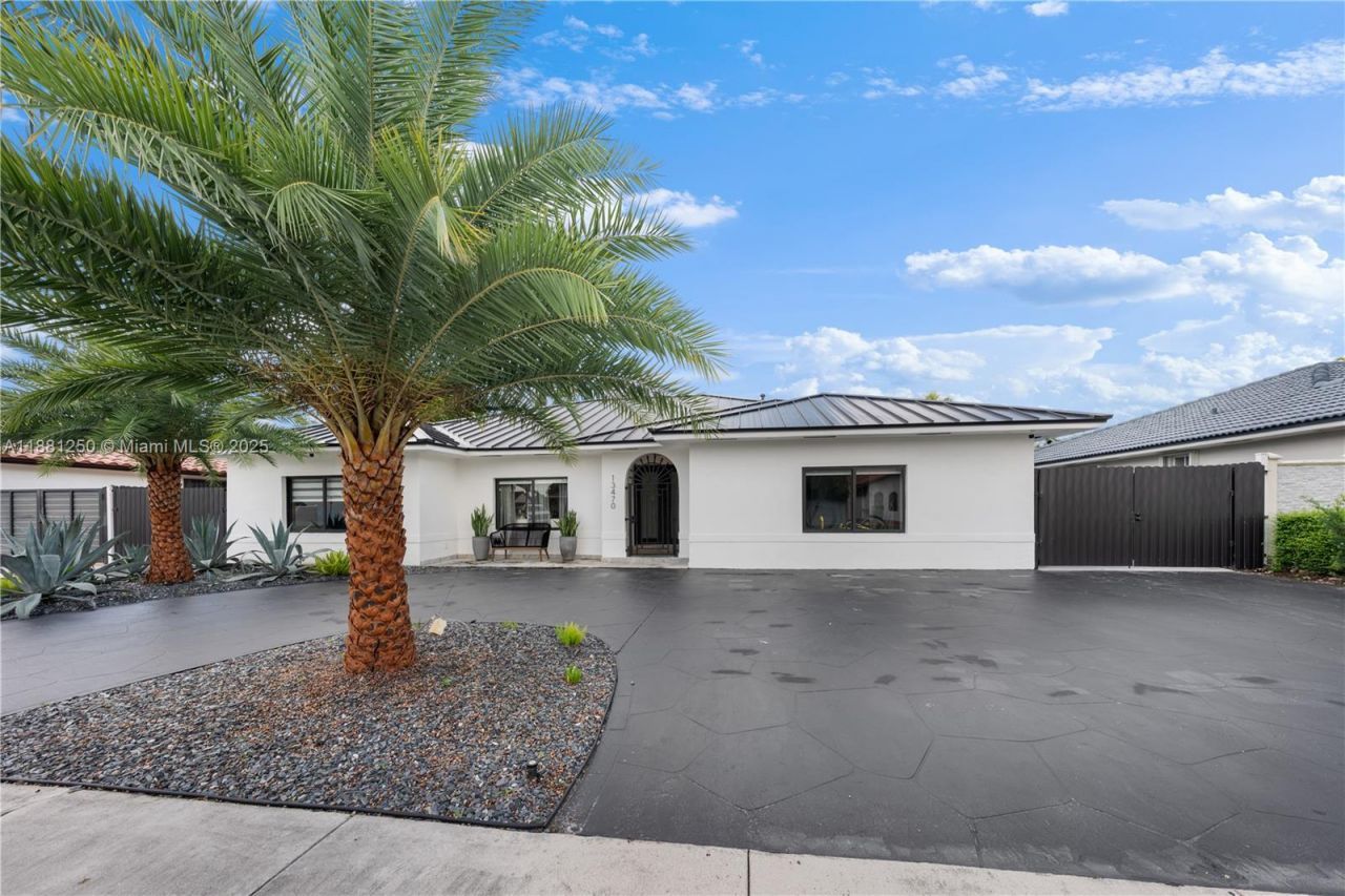 13470 SW 30th St, Miami, FL 33175 Photo