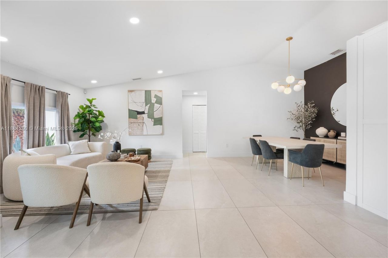 13470 SW 30th St, Miami, FL 33175 Photo