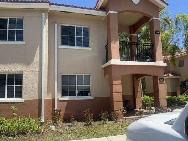 3500 Briar Bay Blvd, Unit 106, West Palm Beach, FL 33411