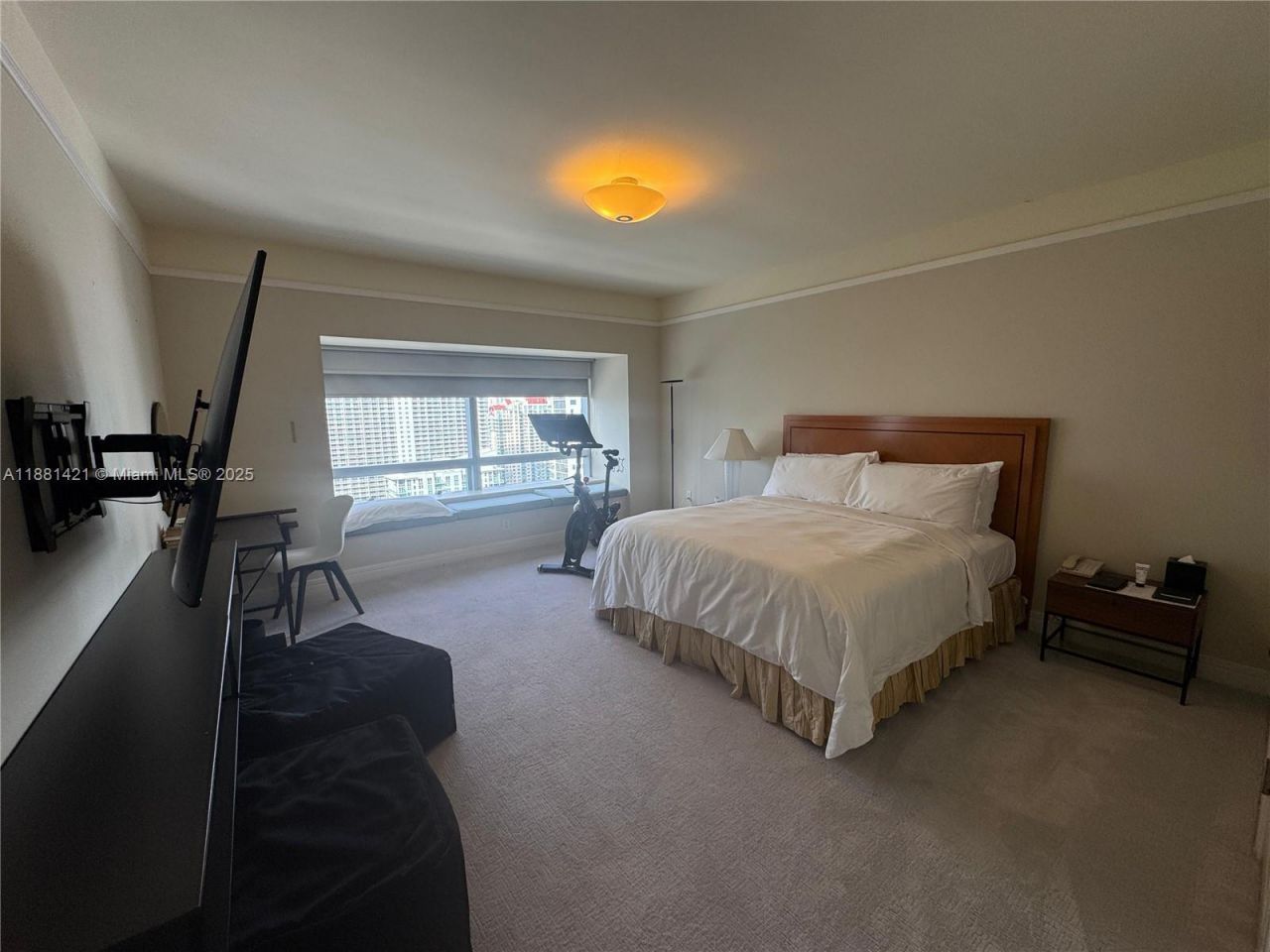 1435 Brickell Ave, Unit 3309, Miami, FL 33130 Photo