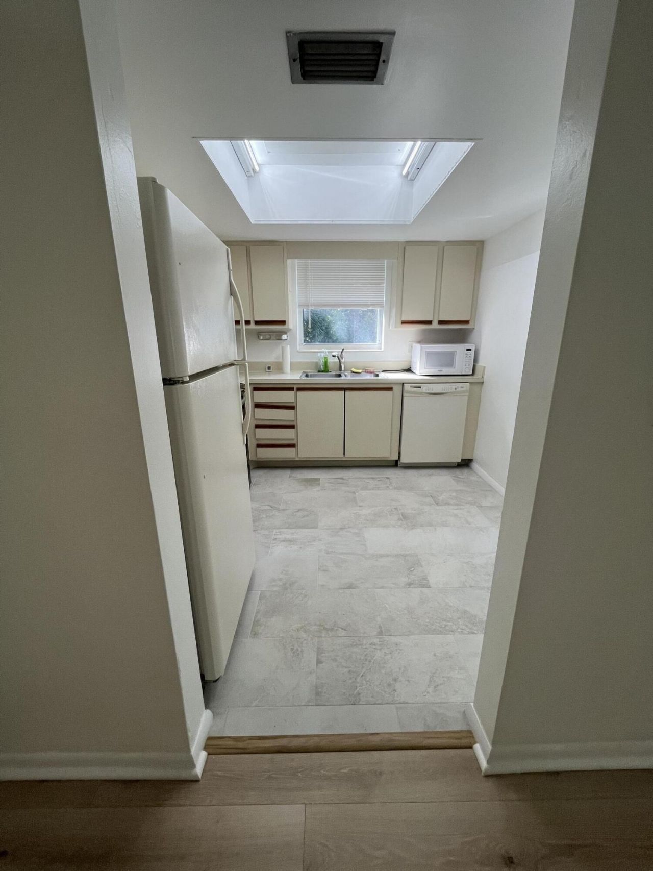 658 NE 6th Court, Unit L, Boynton Beach, FL 33435 Photo