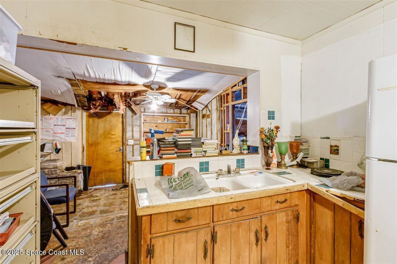 2015 Aurora Road, Melbourne, FL 32935 Photo