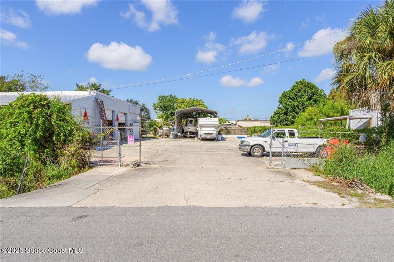 2015 Aurora Road, Melbourne, FL 32935 Photo