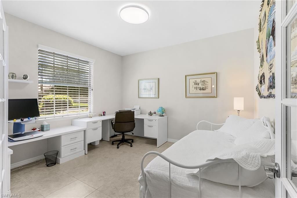 2439 Ashbury Cir, Cape Coral, FL 33991 Photo