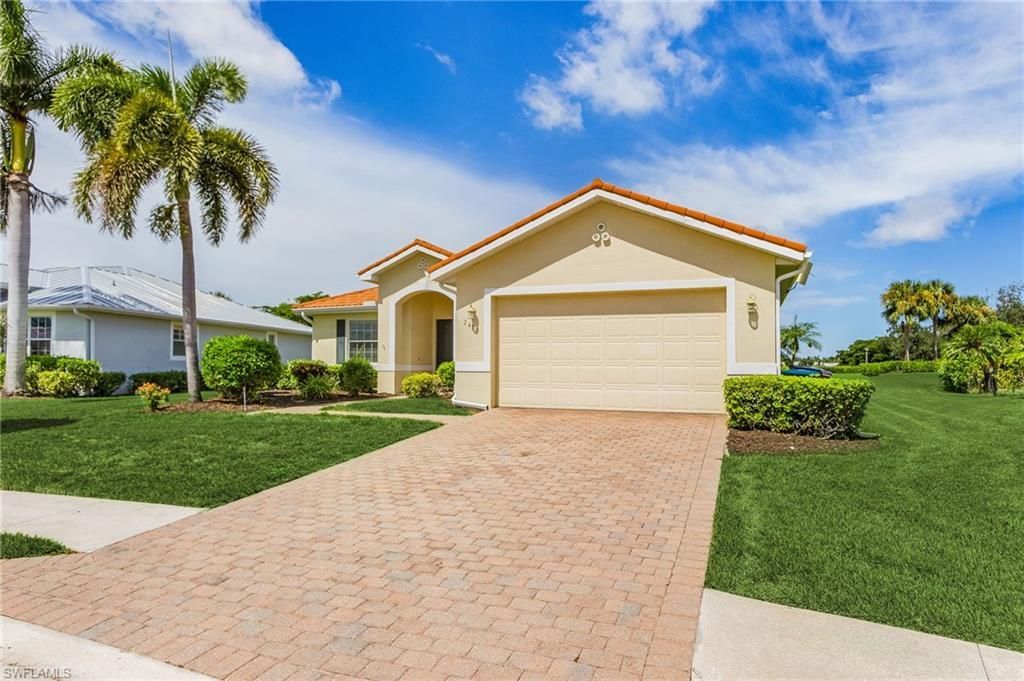 2439 Ashbury Cir, Cape Coral, FL 33991 Photo