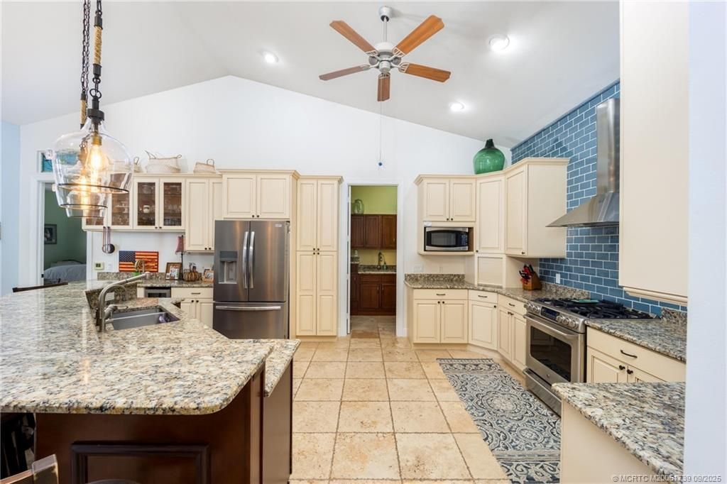 2672 NW South Shore Road, Stuart, FL 34994 Photo
