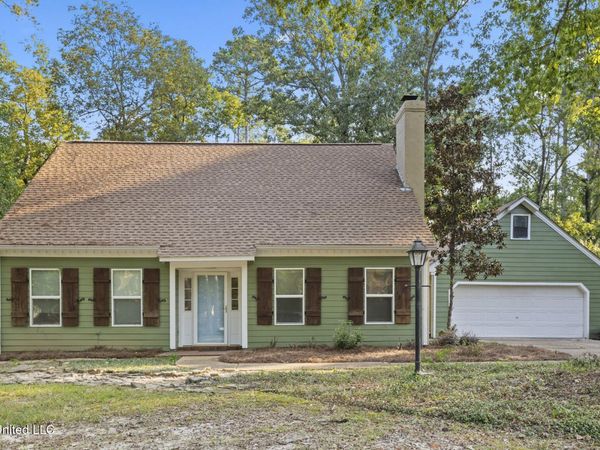 100 Redbud Court, Brandon, MS 39047