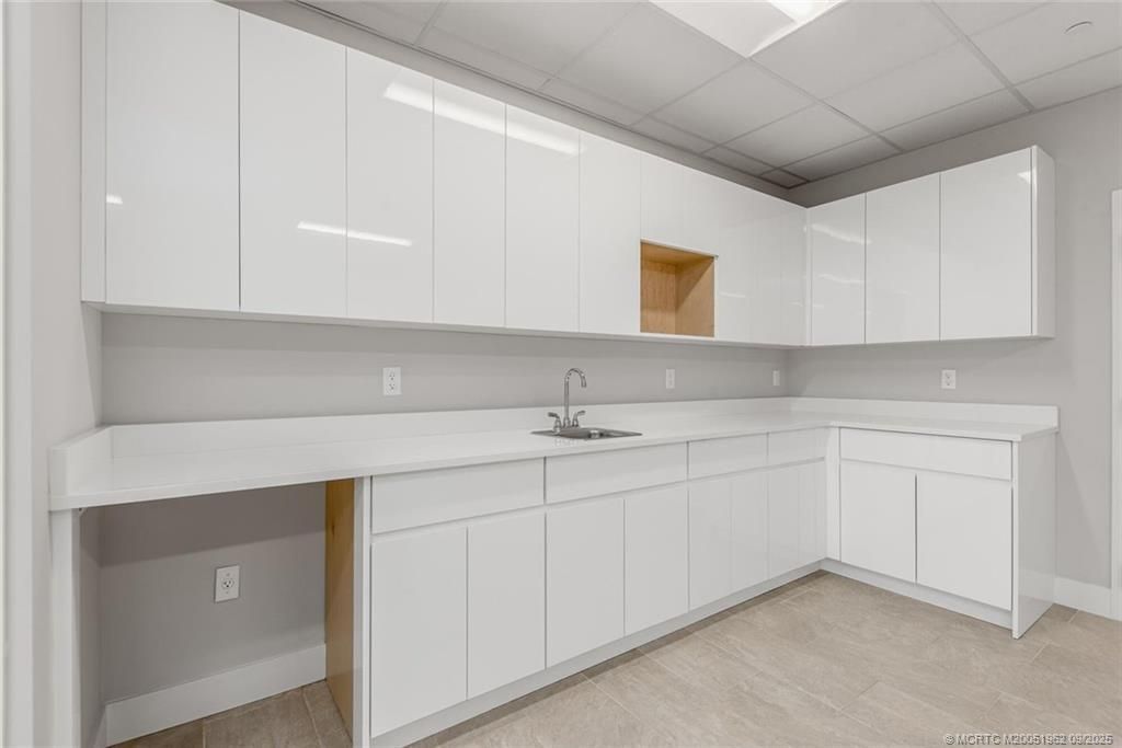 41 SW Seminole Street, Unit 210, Stuart, FL 34994 Photo