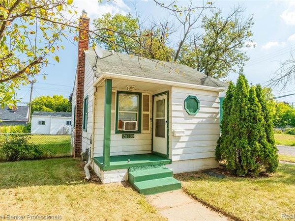 20500 Hickory Street, Detroit, MI 48205