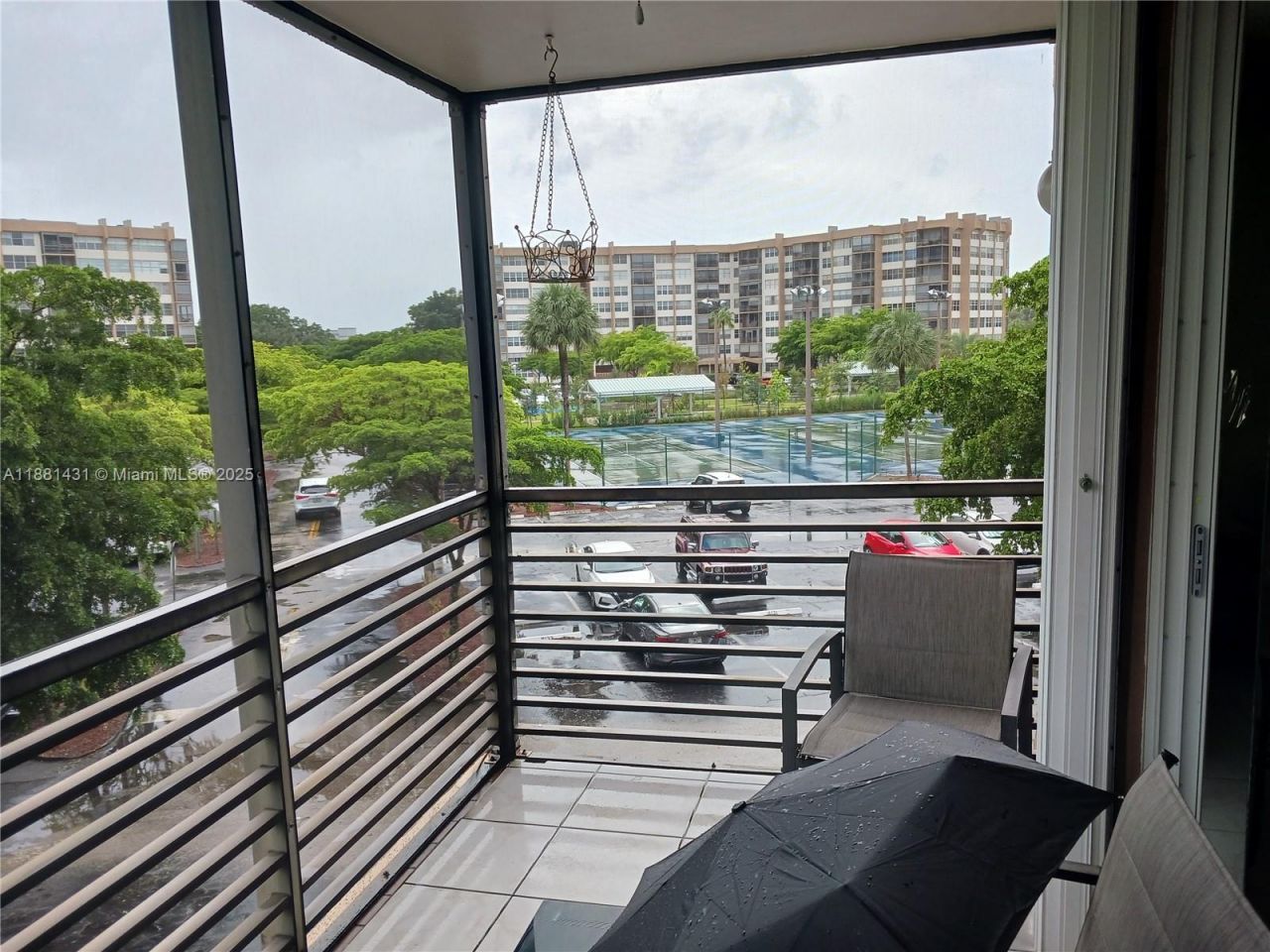 1300 St Charles Pl, Unit 311, Pembroke Pines, FL 33026 Photo