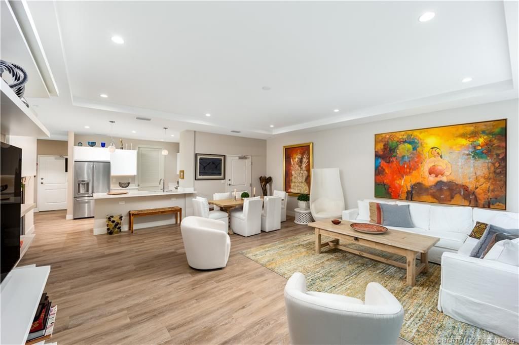 41 SW Seminole Street, Unit 208, Stuart, FL 34994 Photo