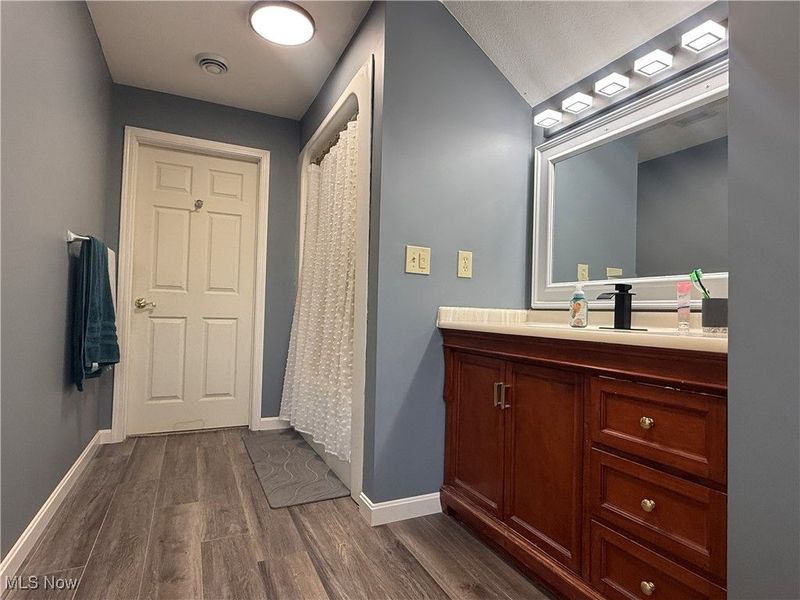 1376 Catherine Extension Avenue, Lakemore, OH 44250 Photo 14