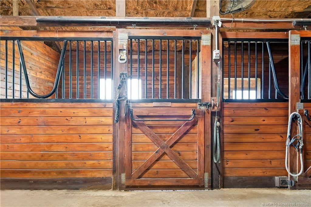 13700 SW Groveside Drive, Stuart, FL 34956 Photo