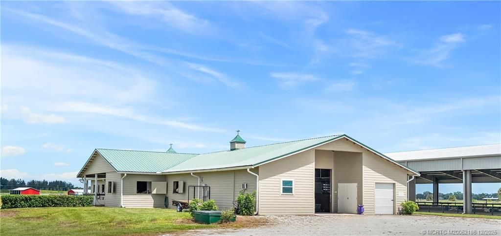 13700 SW Groveside Drive, Stuart, FL 34956 Photo