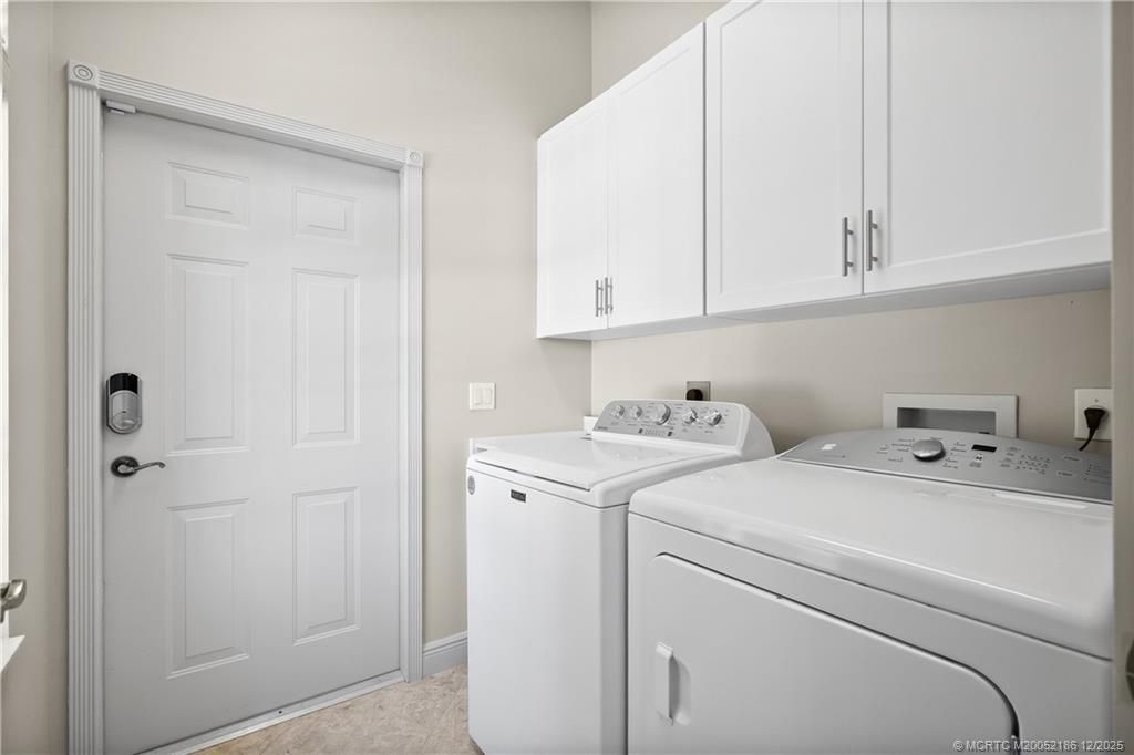 13700 SW Groveside Drive, Stuart, FL 34956 Photo