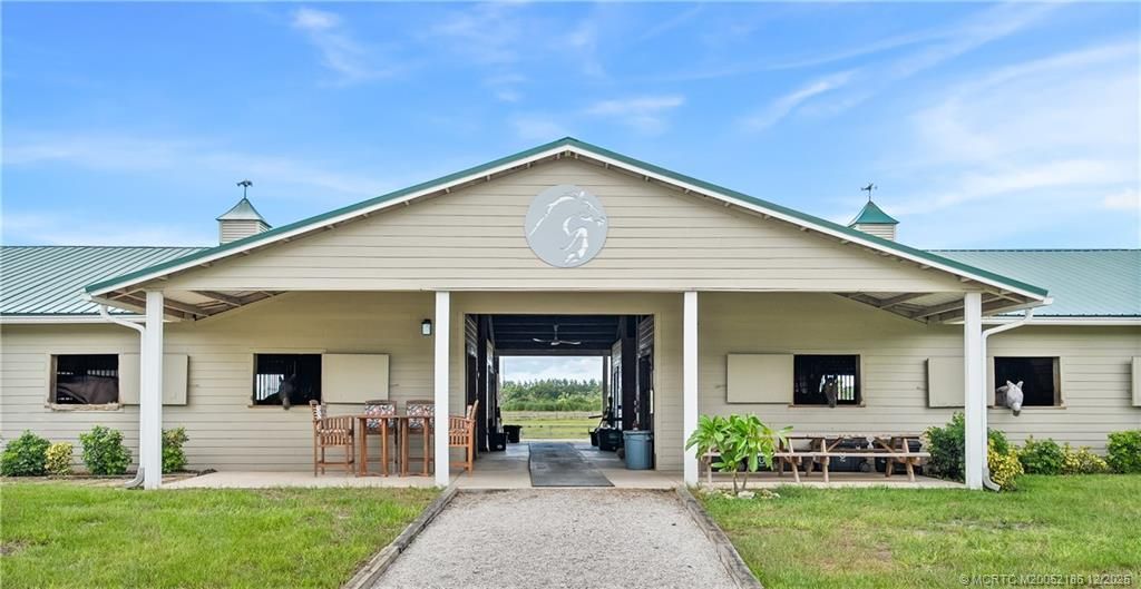 13700 SW Groveside Drive, Stuart, FL 34956 Photo