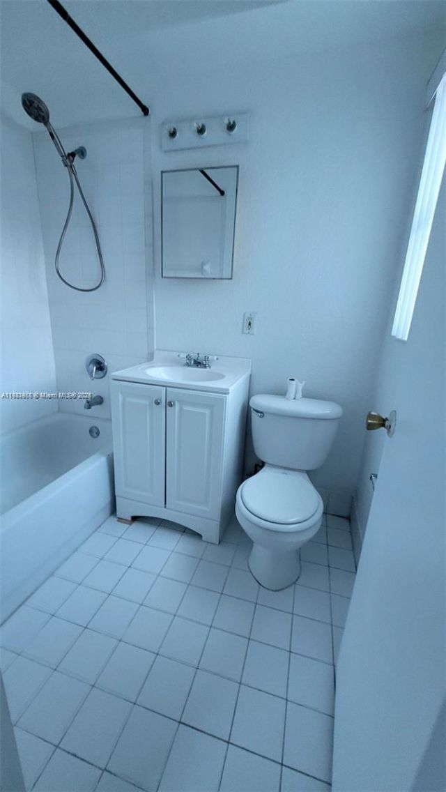 8453 NW 4th Ct, Unit 8453, Miami, FL 33150 Photo