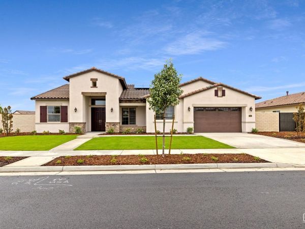 3604 Pathway Court, Bakersfield, CA 93311