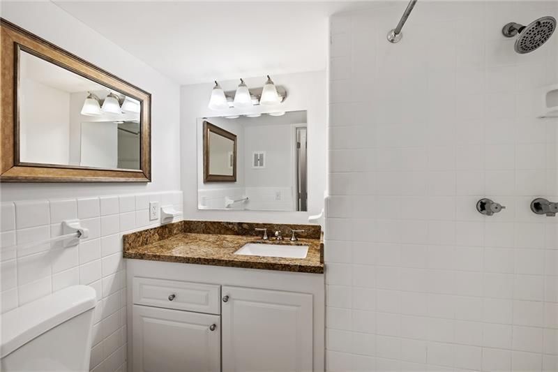 815 Middle River Drive, Unit 205, Fort Lauderdale, FL 33304 Photo