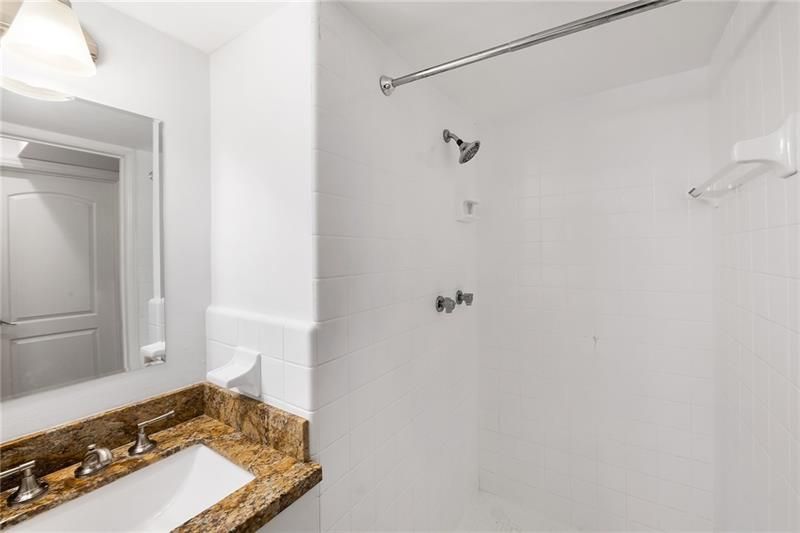 815 Middle River Drive, Unit 205, Fort Lauderdale, FL 33304 Photo