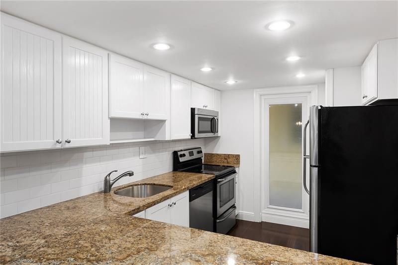 815 Middle River Drive, Unit 205, Fort Lauderdale, FL 33304 Photo