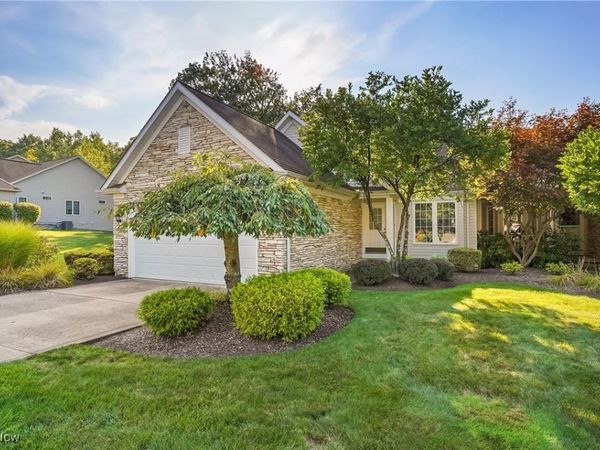 6871 Auburn Road, Unit 10, Concord, OH 44077