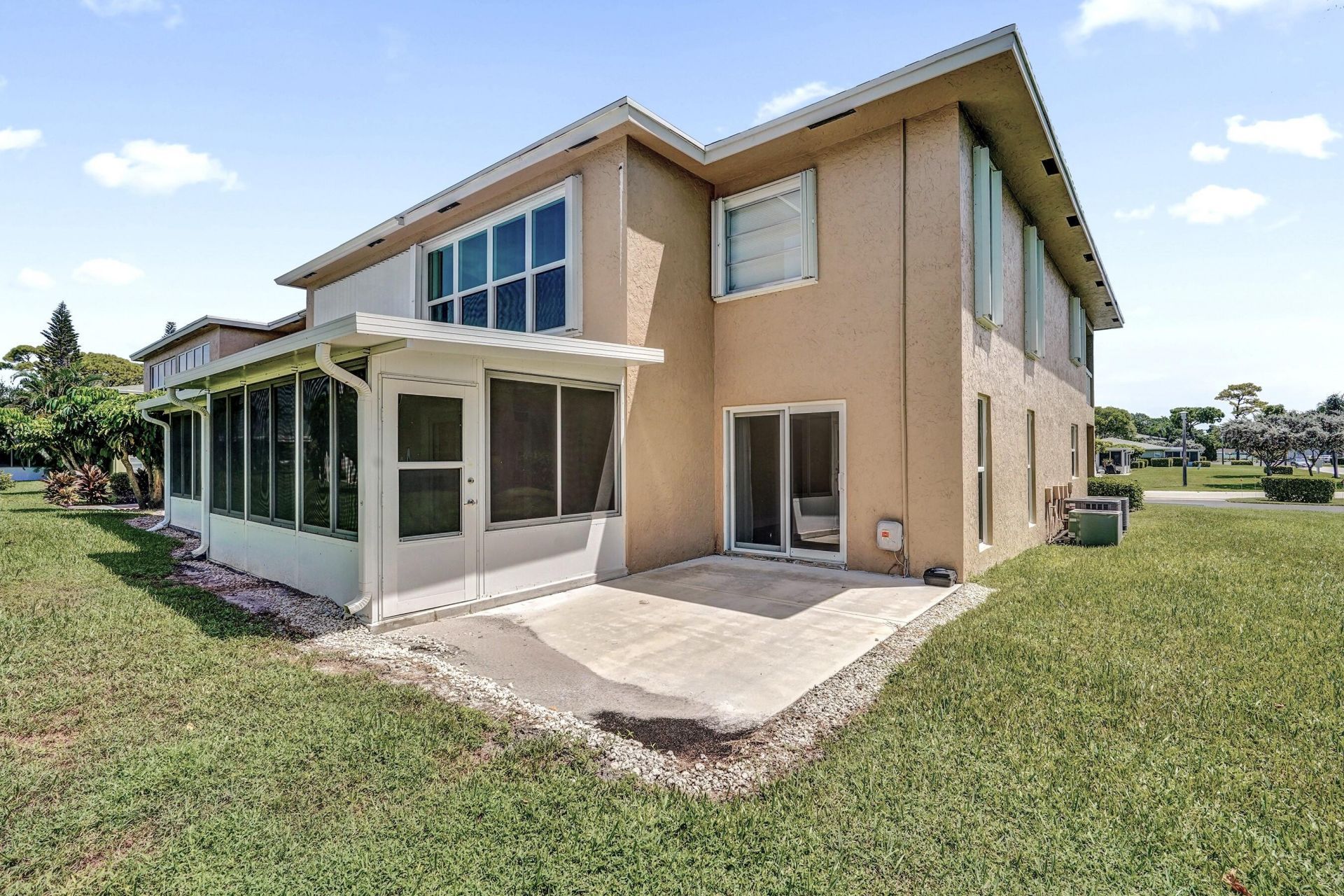 1051 Orange Terrace, Unit 101, Delray Beach, FL 33445 Photo