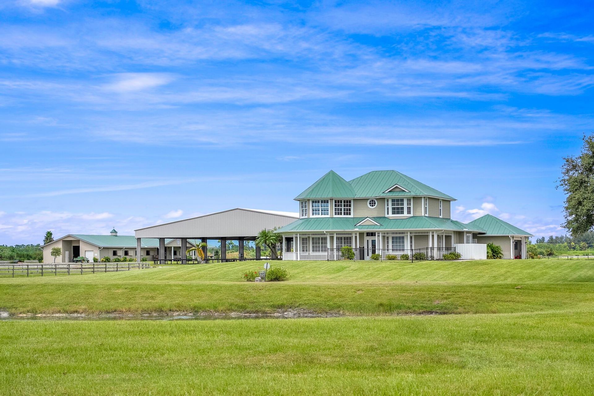 13700 SW Groveside Drive, Stuart, FL 34997 Photo