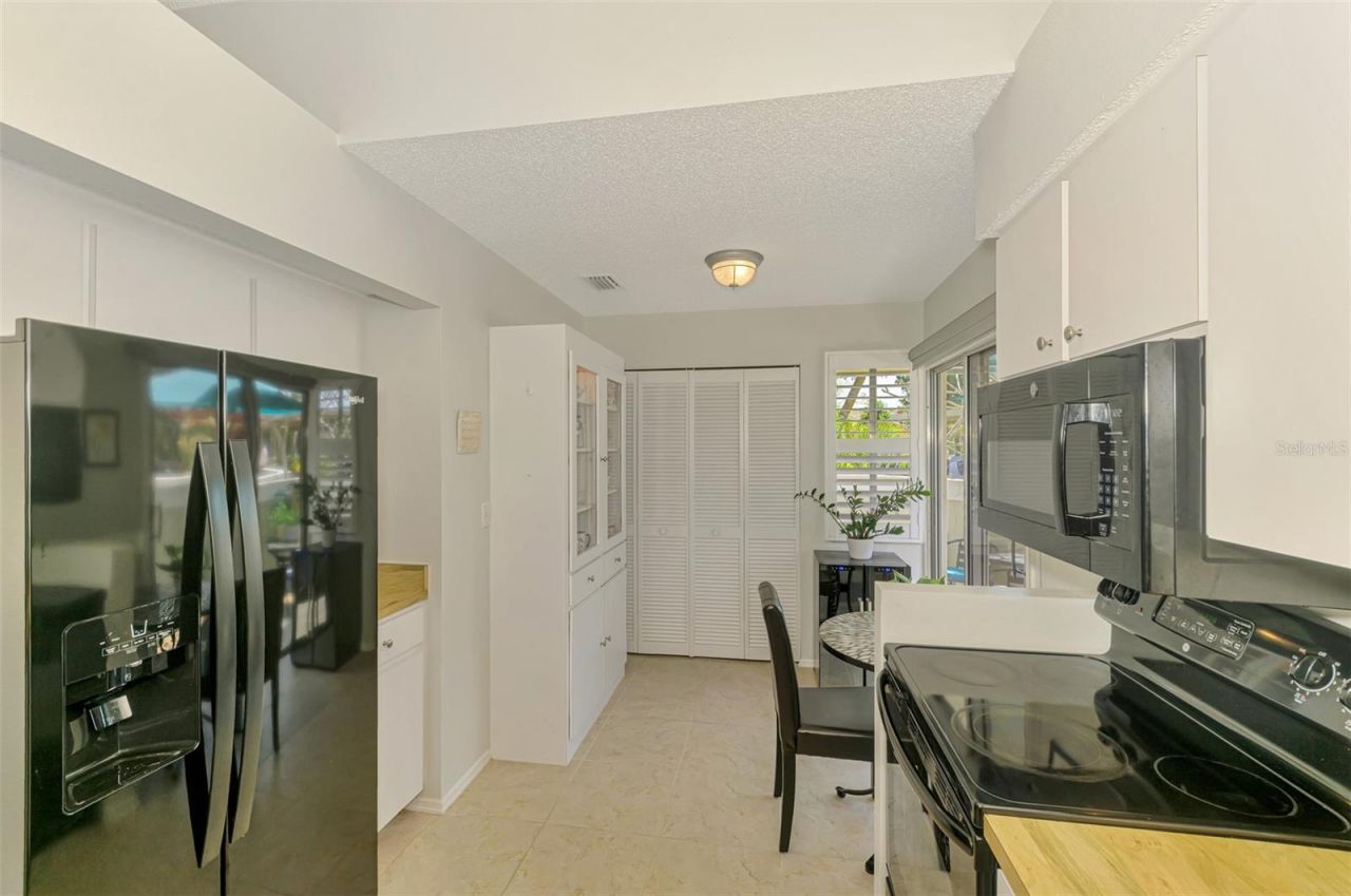 3008 Sail Pointe Circle, Unit 2C, Venice, FL 34293 Photo