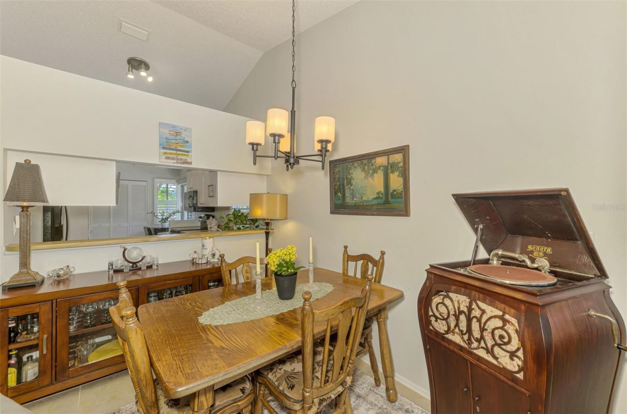 3008 Sail Pointe Circle, Unit 2C, Venice, FL 34293 Photo