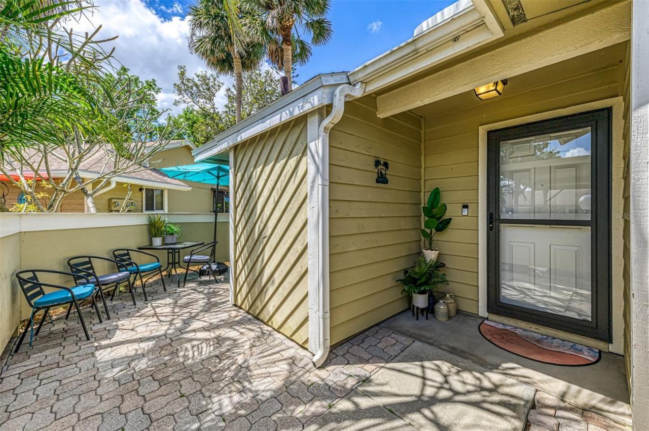 3008 Sail Pointe Circle, Unit 2C, Venice, FL 34293 Photo