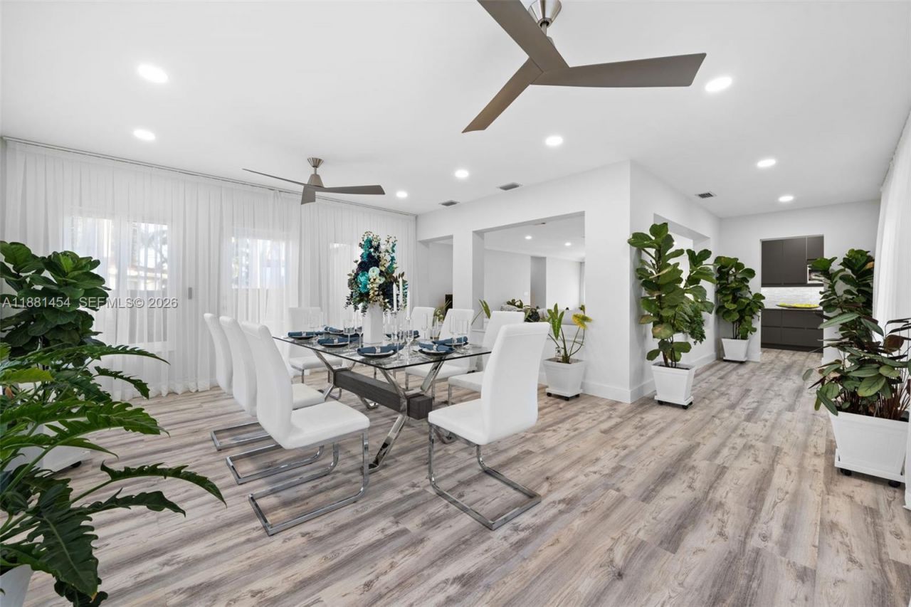 1155 Tyler St, Hollywood, FL 33019 Photo