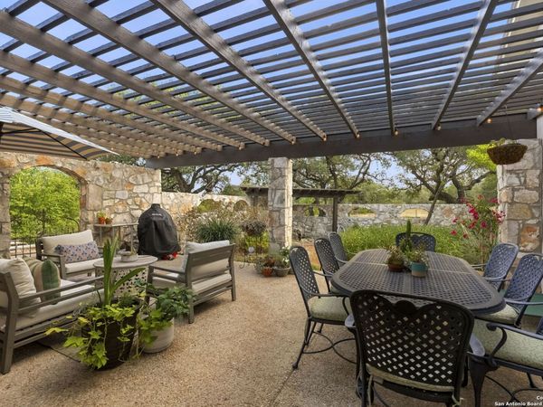 22050 Hanging Oak, San Antonio, TX 78266