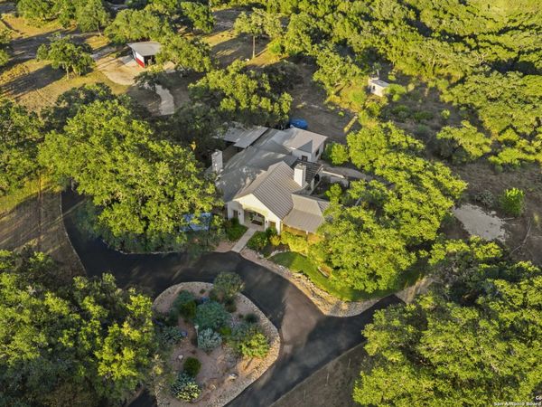 22050 Hanging Oak, San Antonio, TX 78266