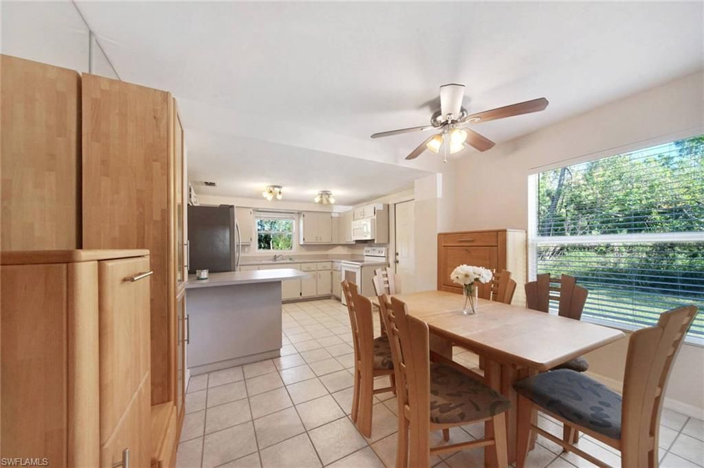 18150 Morning Star Ln W, Cape Coral, FL 33993 Photo