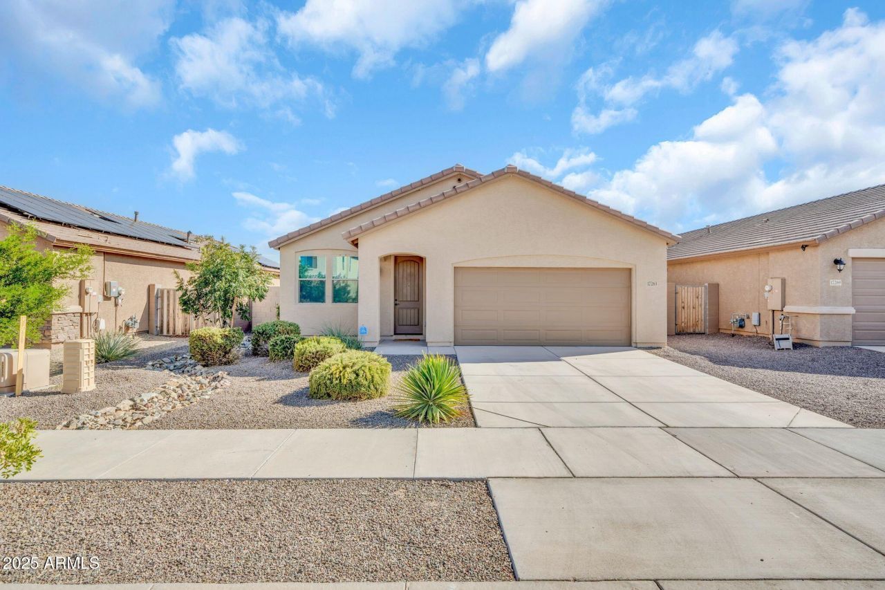 17263 W Spur Drive, Surprise, AZ 85387 Main Photo