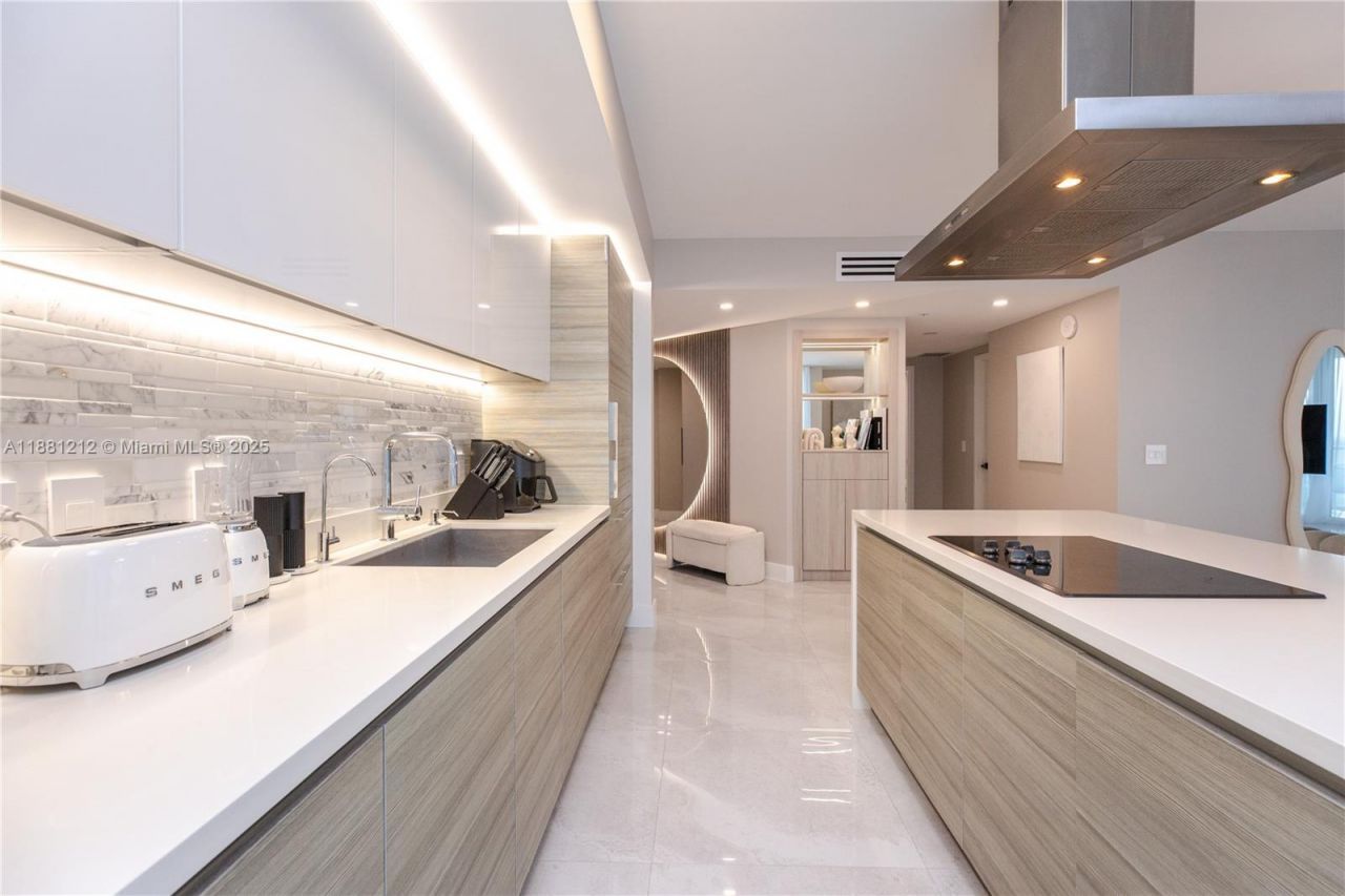 300 Sunny Isles Blvd, Unit 4-1508, Sunny Isles Beach, FL 33160 Photo