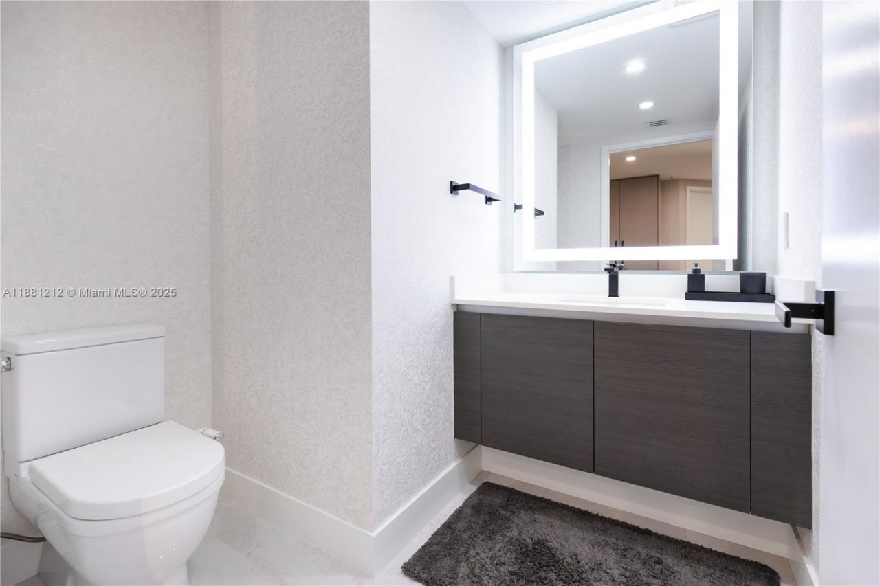 300 Sunny Isles Blvd, Unit 4-1508, Sunny Isles Beach, FL 33160 Photo