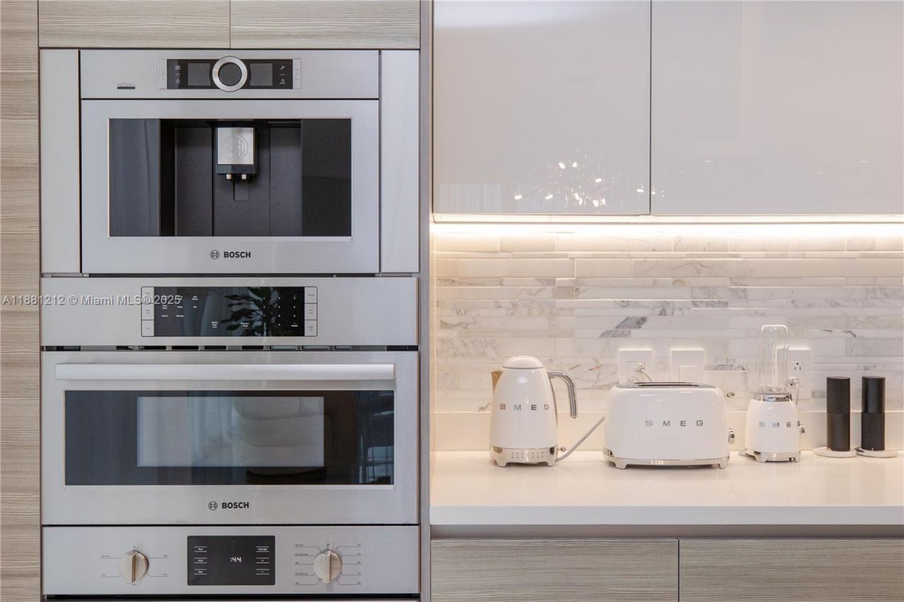 300 Sunny Isles Blvd, Unit 4-1508, Sunny Isles Beach, FL 33160 Photo