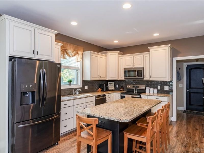 55 Hickory Pointe Drive, Germantown, OH 45327 Photo 14