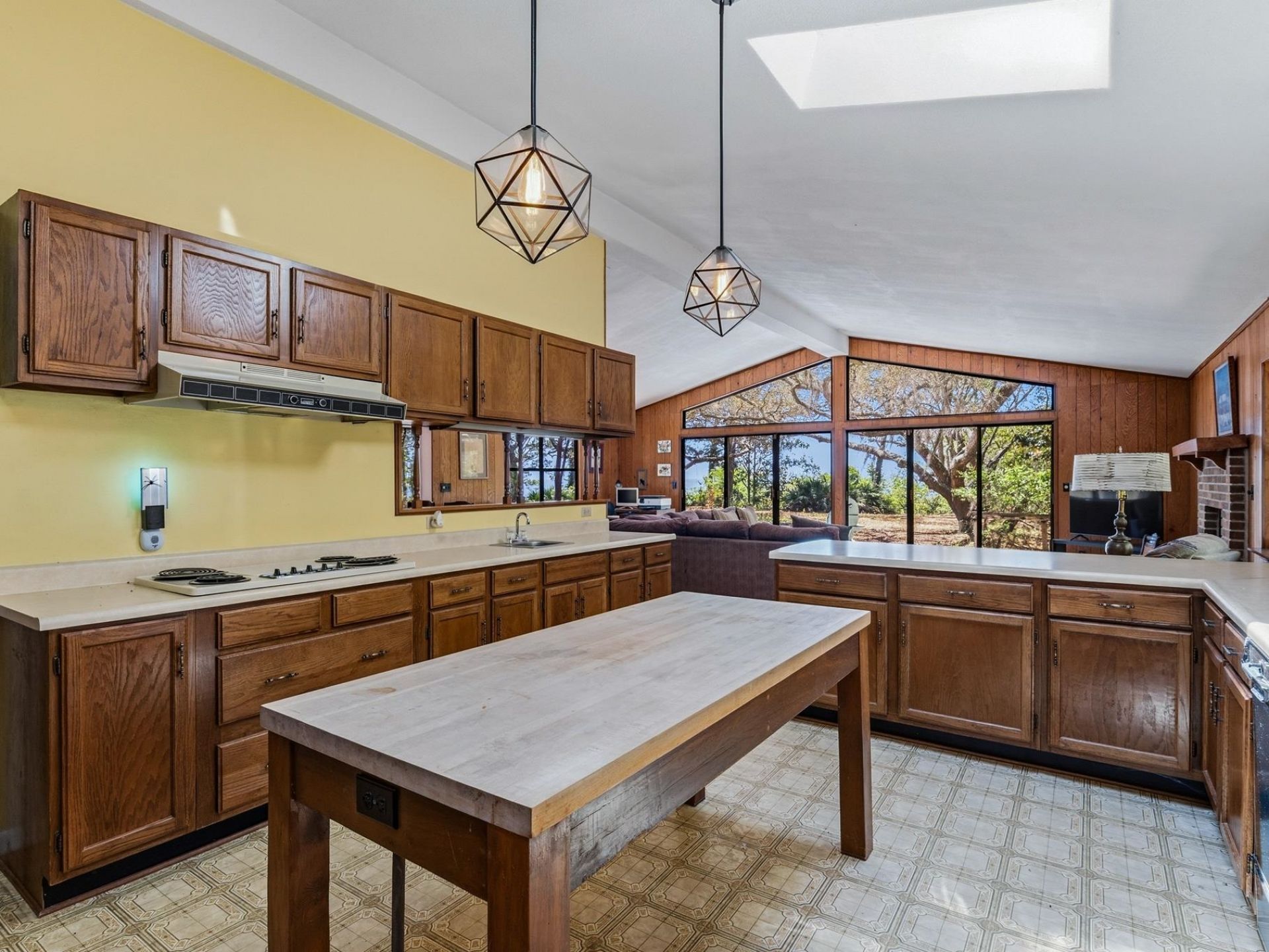 17 S Bayshore Drive, East Point, FL 32328 Photo