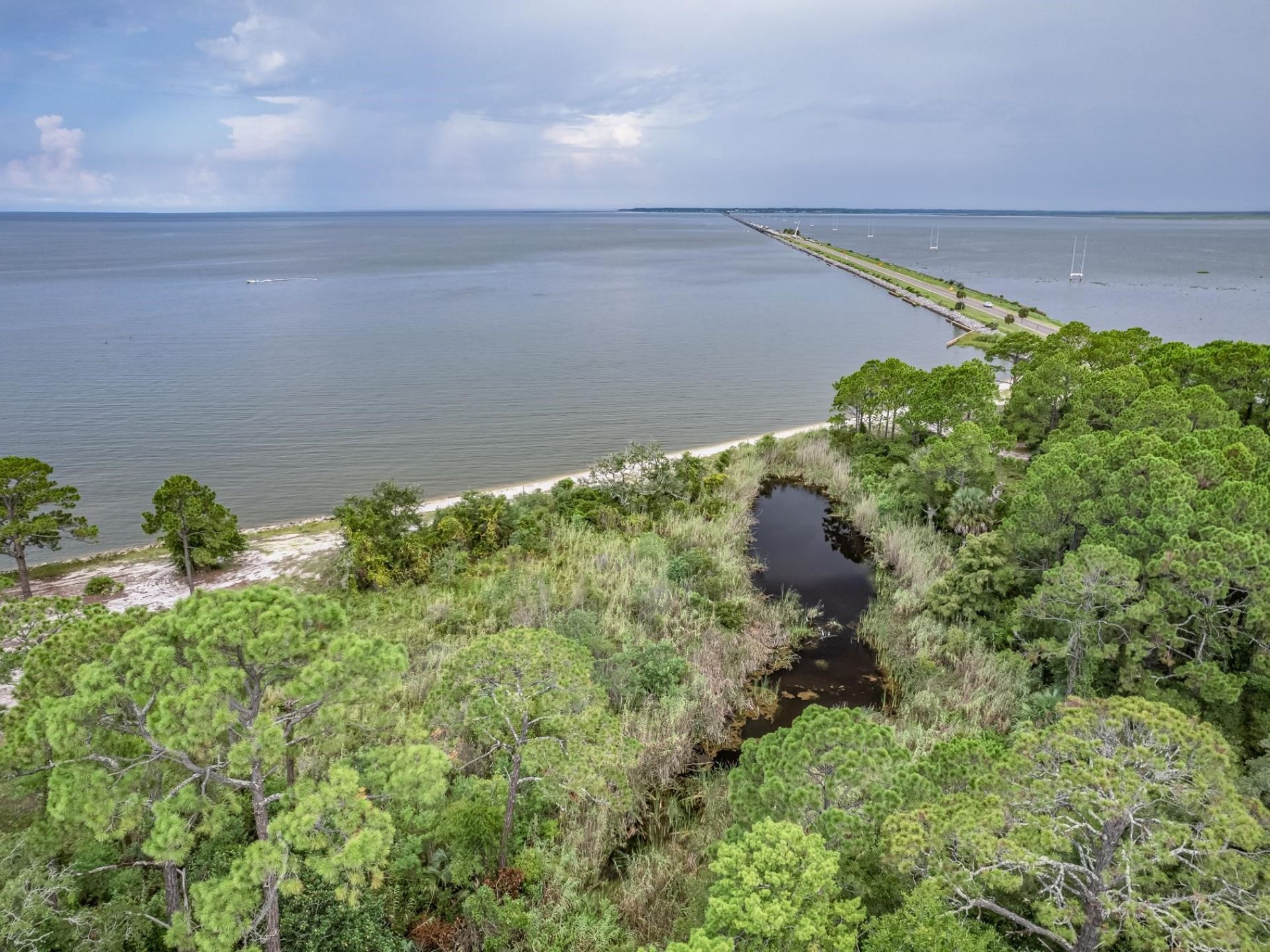 17 S Bayshore Drive, East Point, FL 32328 Photo