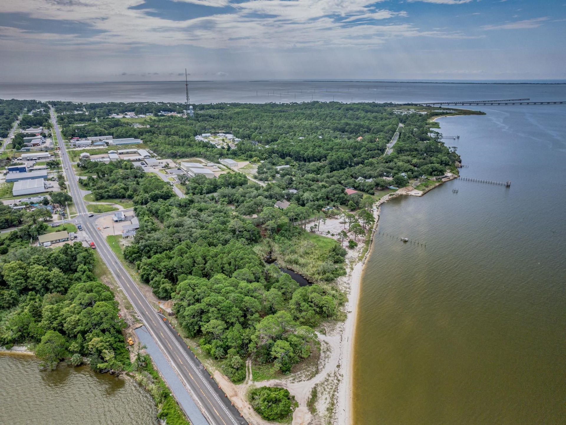17 S Bayshore Drive, East Point, FL 32328 Photo