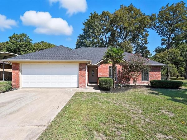 332 Comanche Trail, West Tawakoni, TX 75474